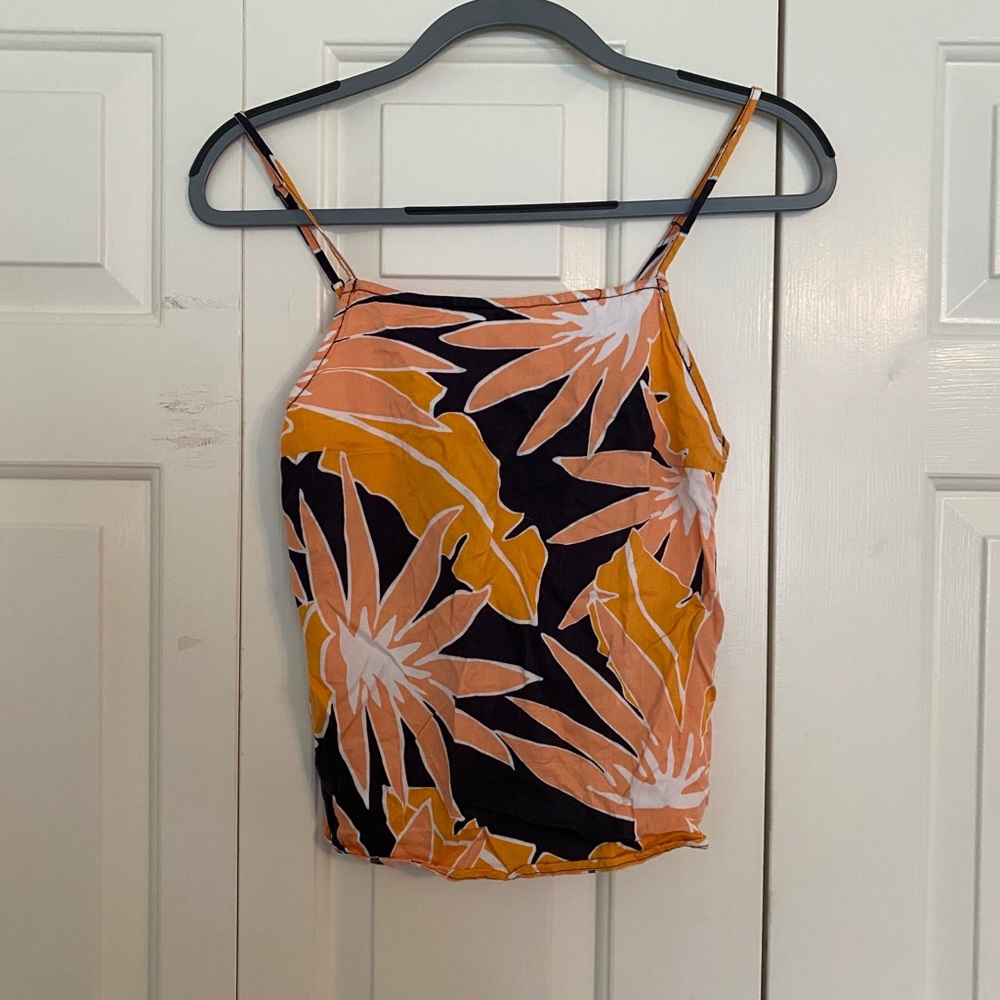 Floral crop tank